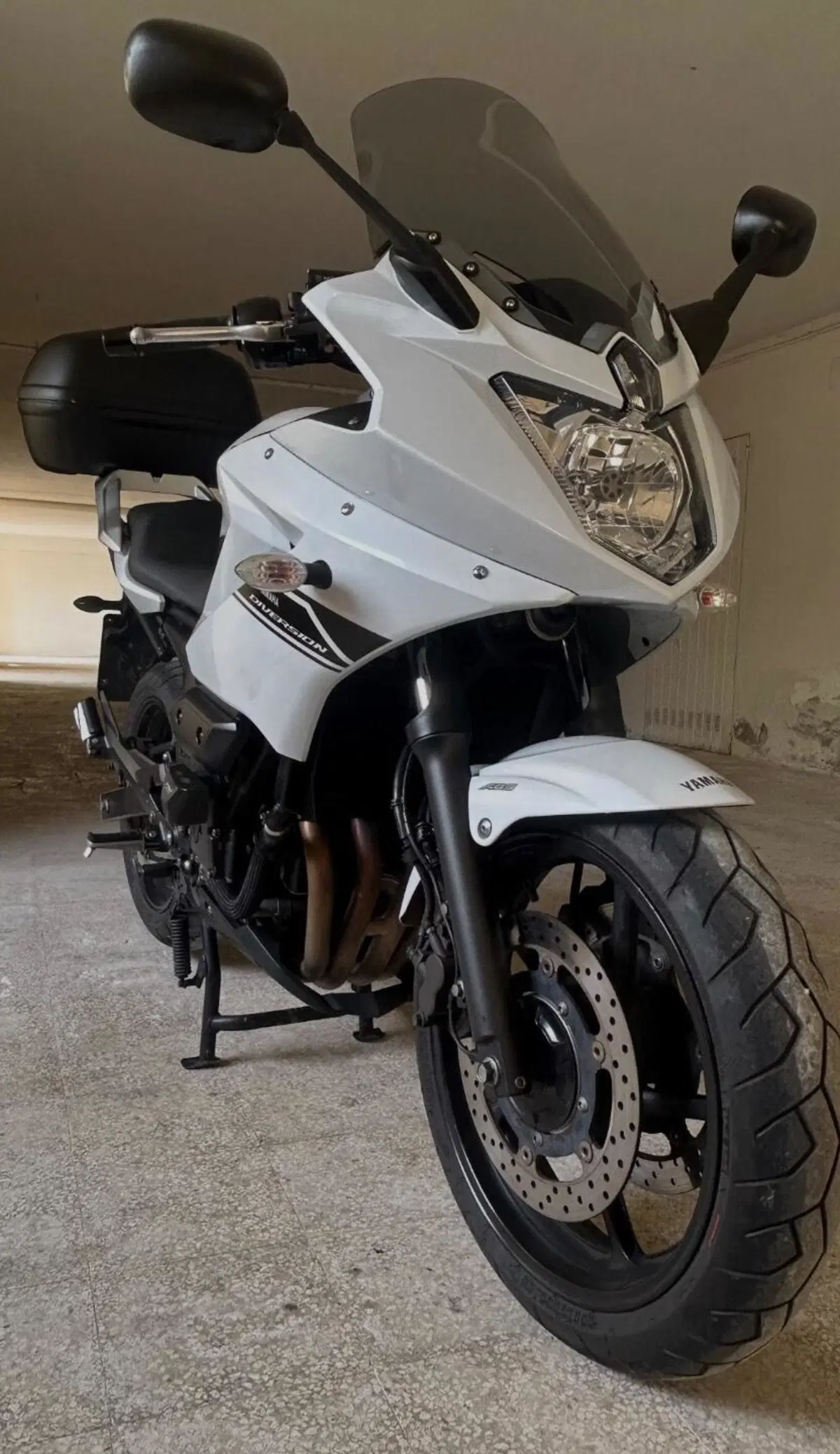 Yamaha XJ6 Diversion ABS (2009 - 15) (5)