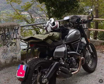 Ducati Scrambler 800 Night Shift (2021 - 22) usata