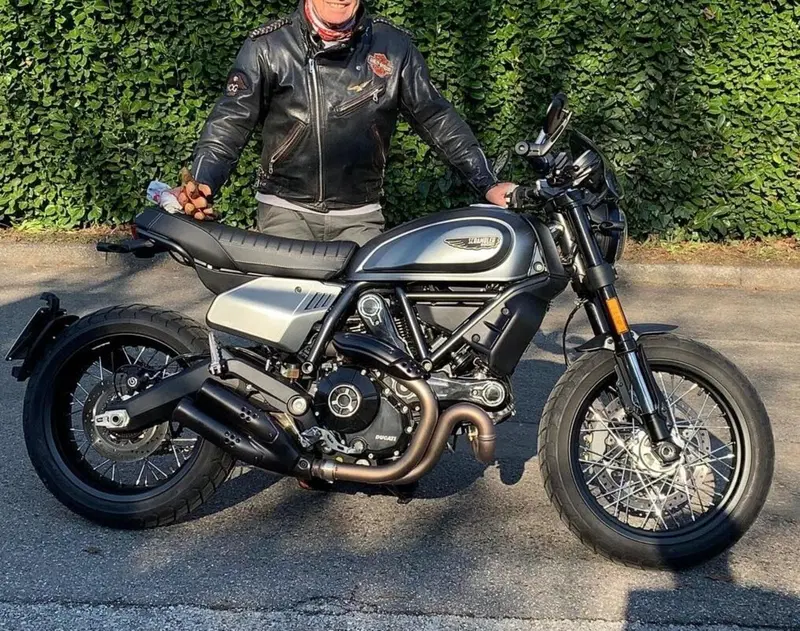 Ducati Scrambler 800 Night Shift (2021 - 22) (2)
