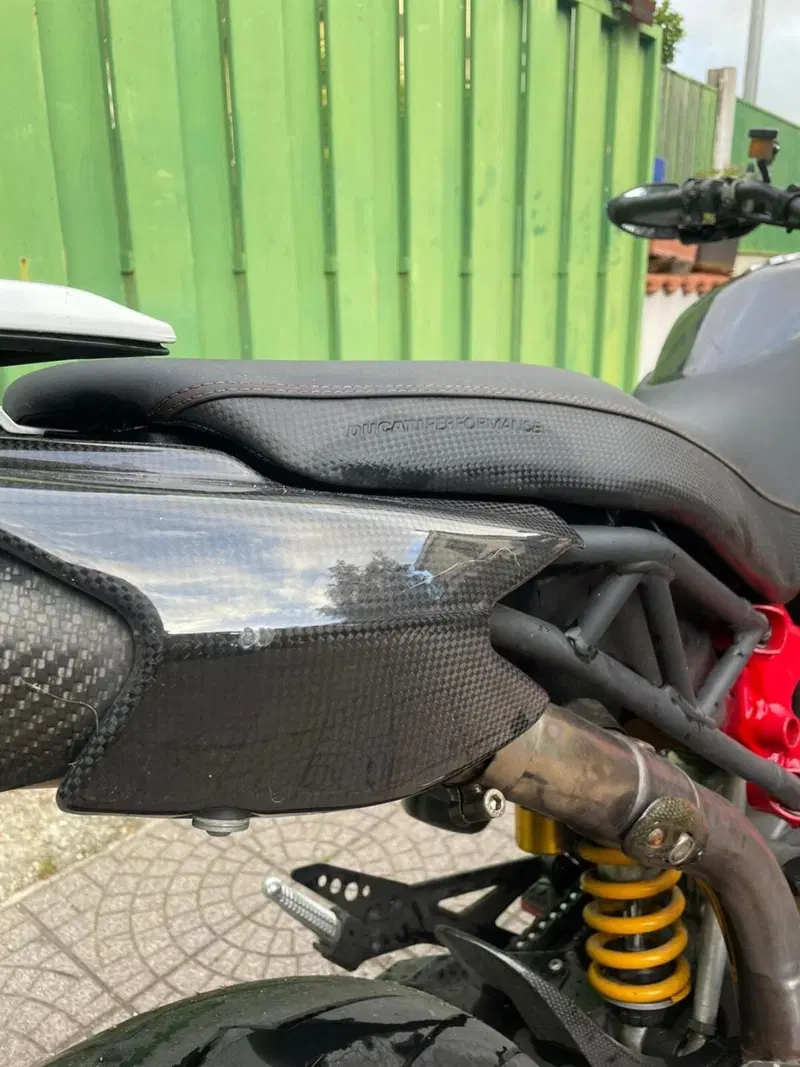 Ducati Hypermotard 1100 EVO SP (2010 - 12) (6)