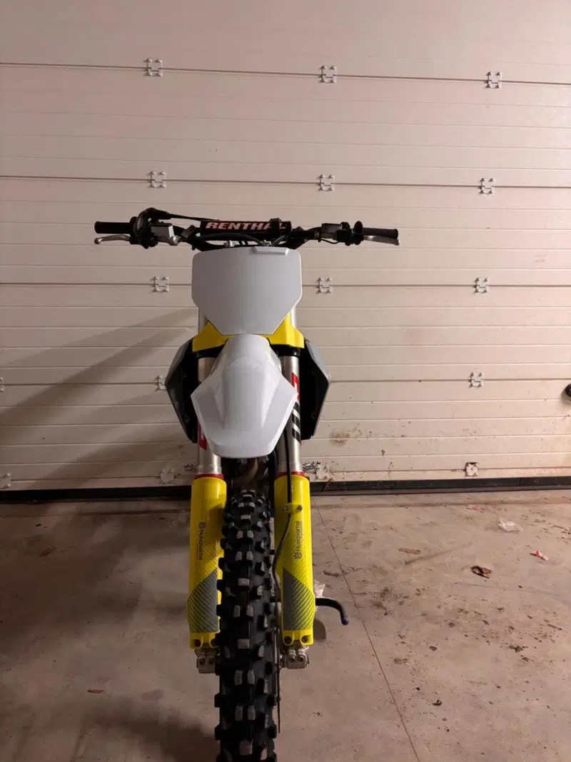 Husqvarna TC 250 (2024) (3)