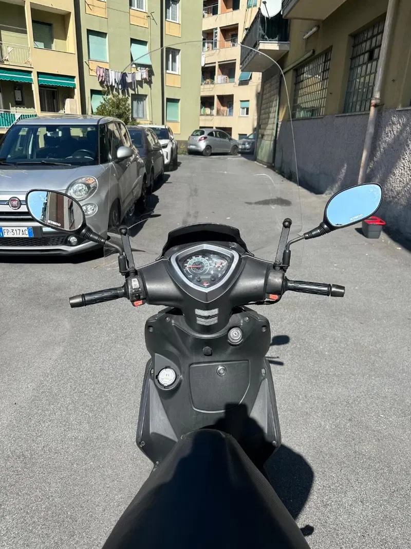Kymco Agility 125 R16 Power Up (2021 - 26) (5)