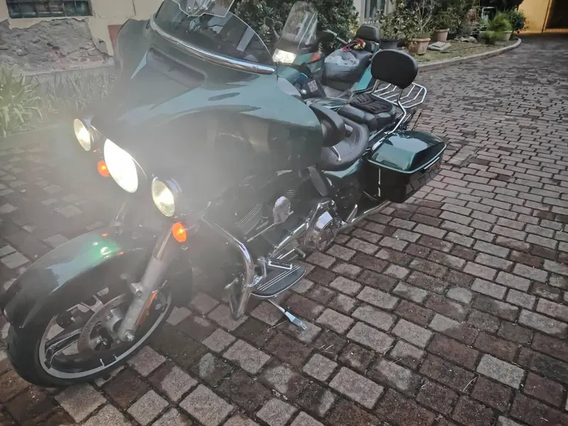 Harley-Davidson 1690 Street Glide Special (2014 - 16) - FLHX (2)