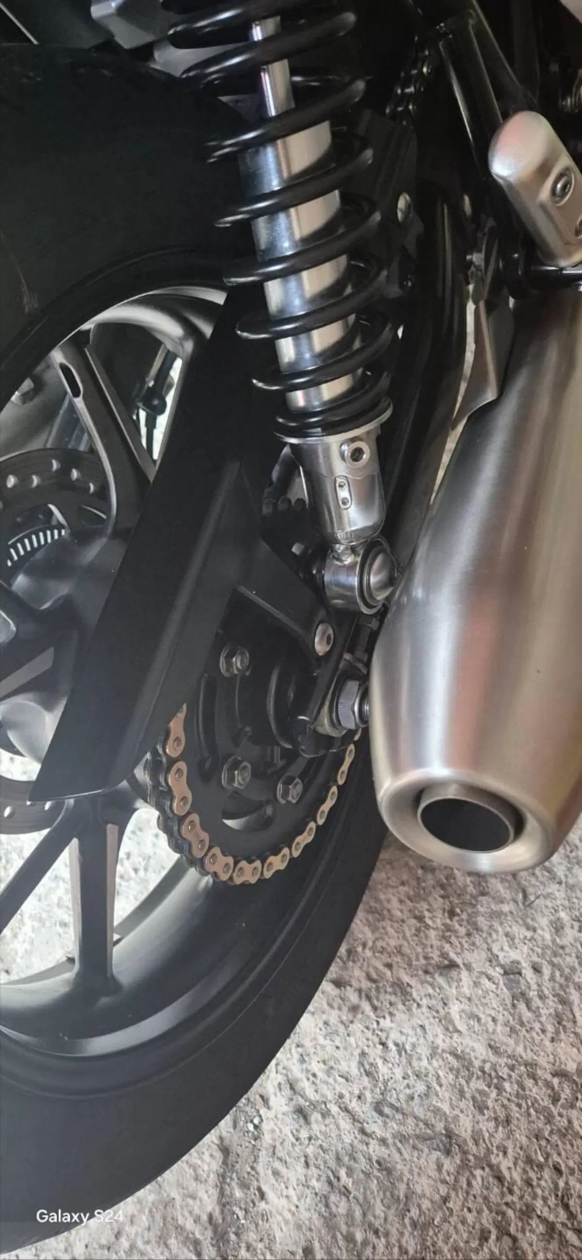 Triumph Street Twin 900 (2021 - 22) (3)