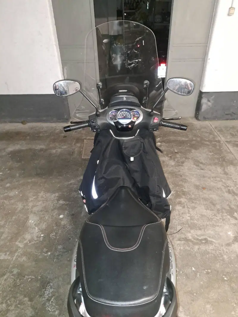 Piaggio Beverly 300 i.e. ABS-ASR (2016 - 20)