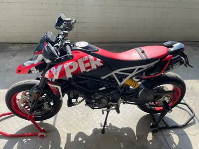 Ducati Hypermotard 950 RVE (2020) usata