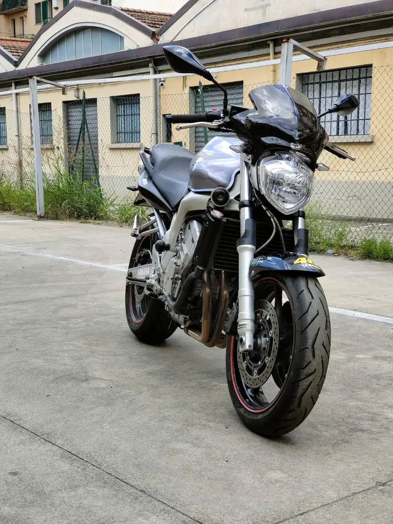 Yamaha FZ6 (2004 - 07)