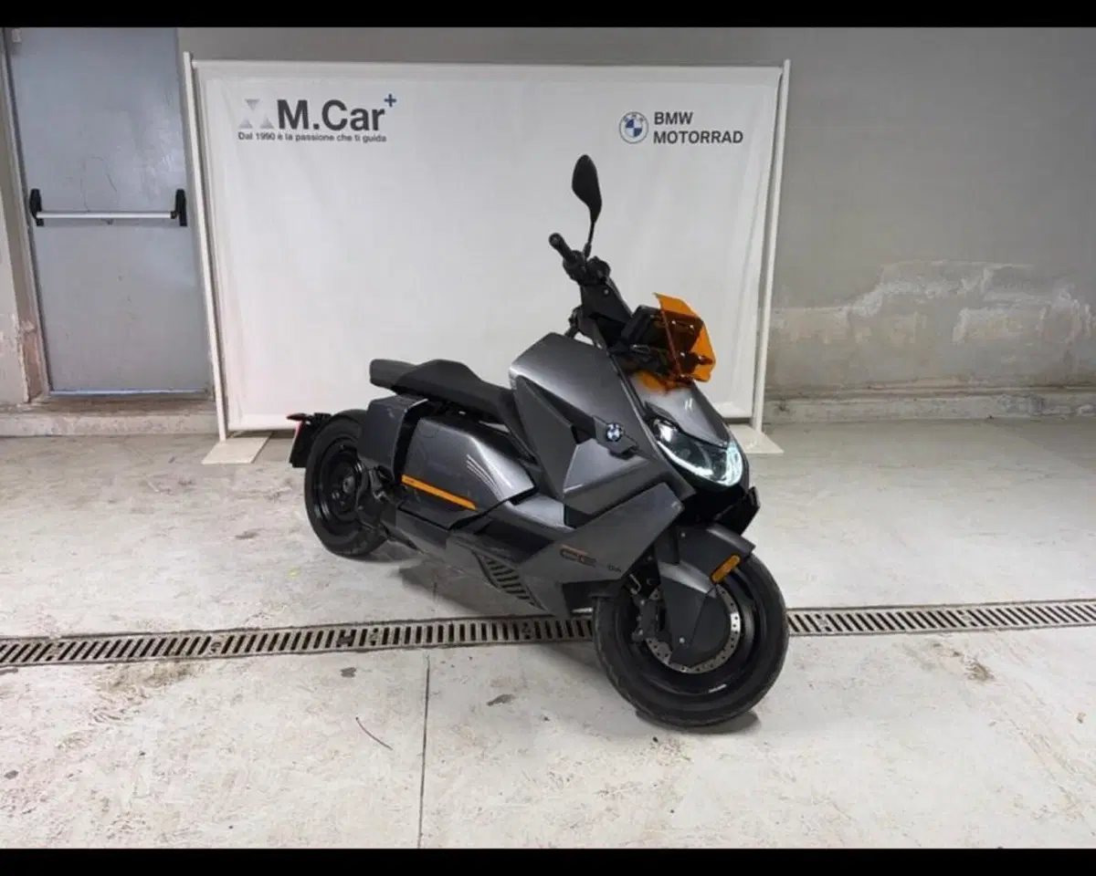 Bmw CE 04 (2021 - 25) (3)
