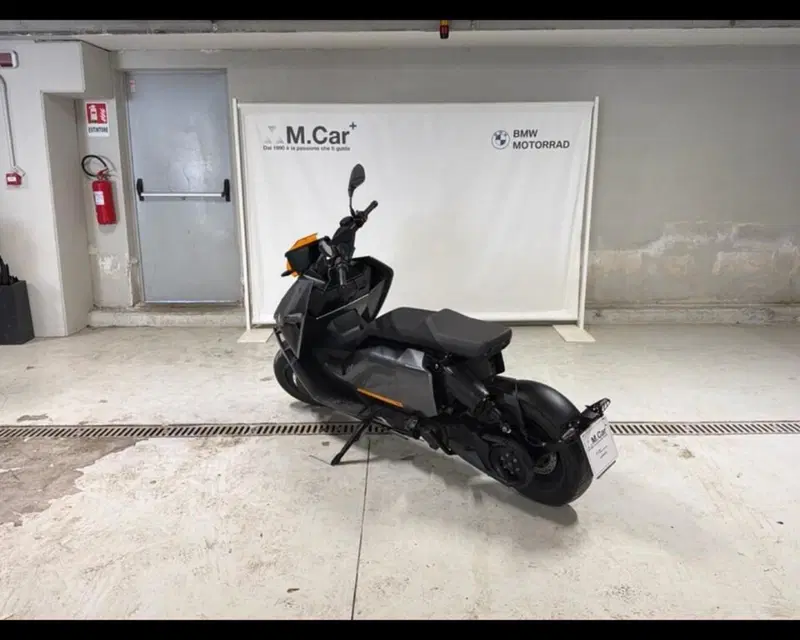 Bmw CE 04 (2021 - 25) (7)