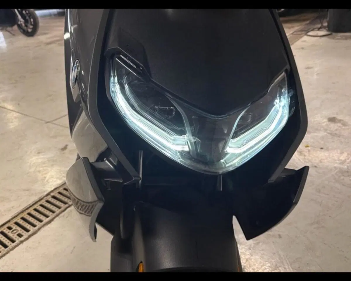 Bmw CE 04 (2021 - 25) (12)