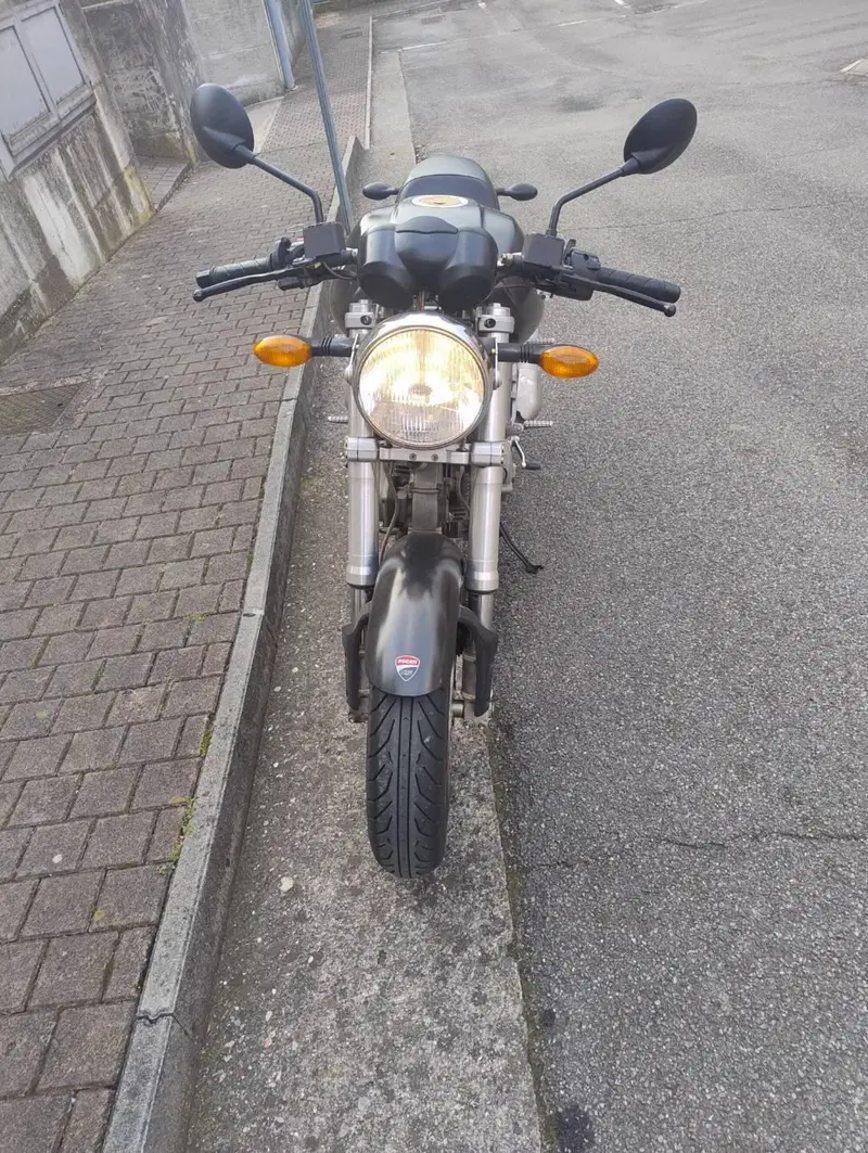 Ducati Monster 620 Dark (2003 - 06) (3)
