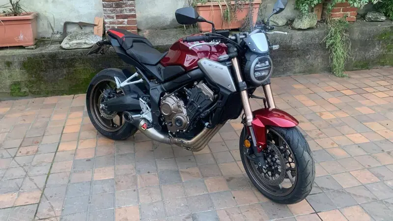 Honda CB 650 R (2021 - 23) (4)