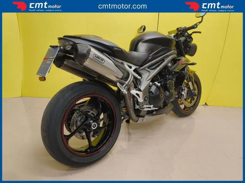 Triumph Speed Triple 1050 RS (2018 - 20) (4)