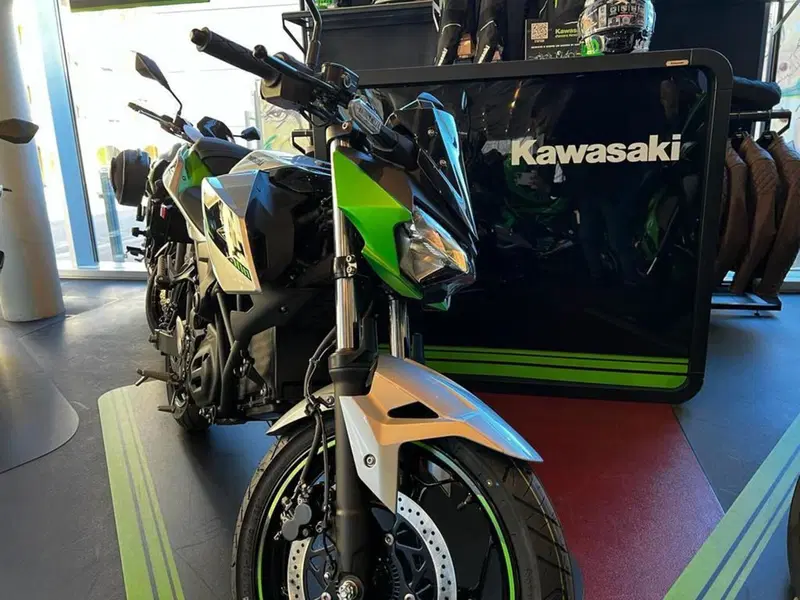 Kawasaki Z e-1 (2024 - 26) (5)