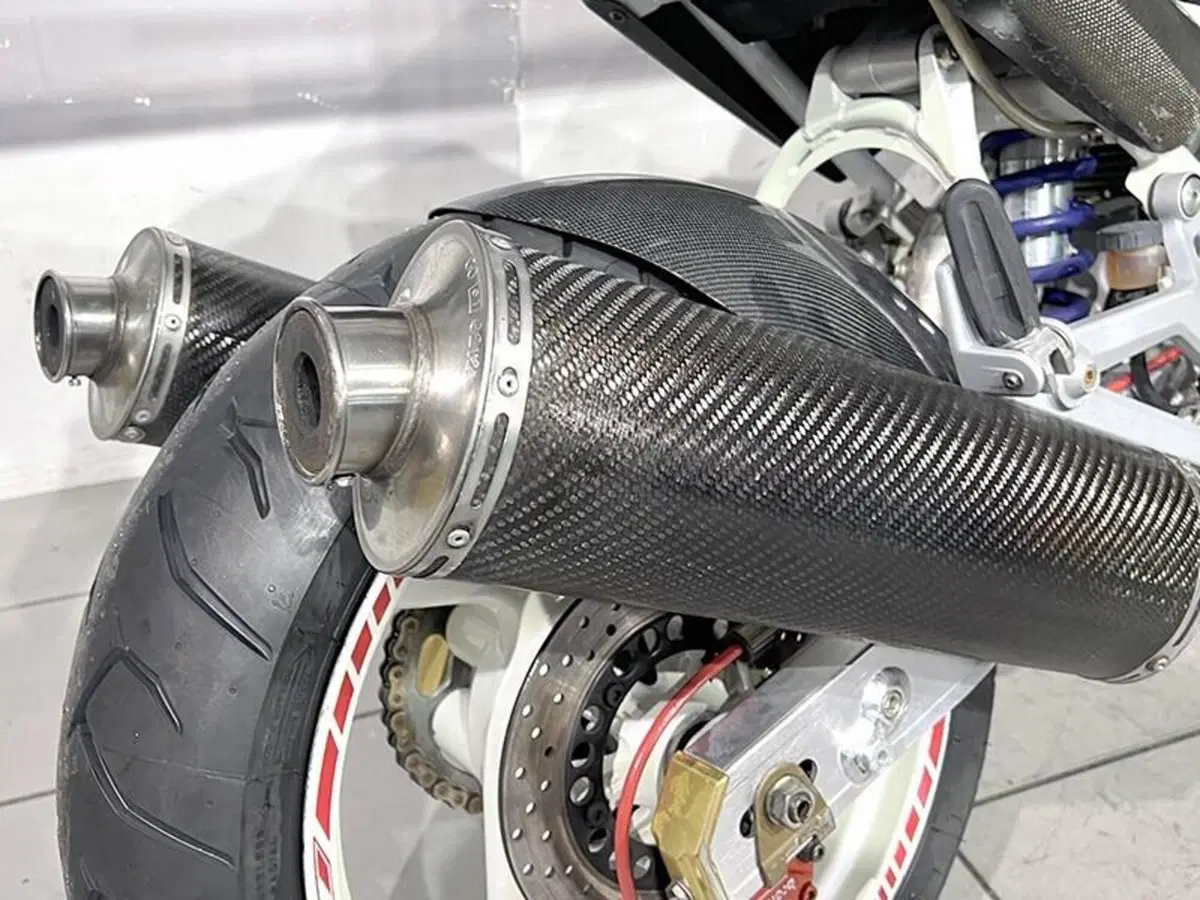 Ducati Monster 900 City (1998 - 02) (3)