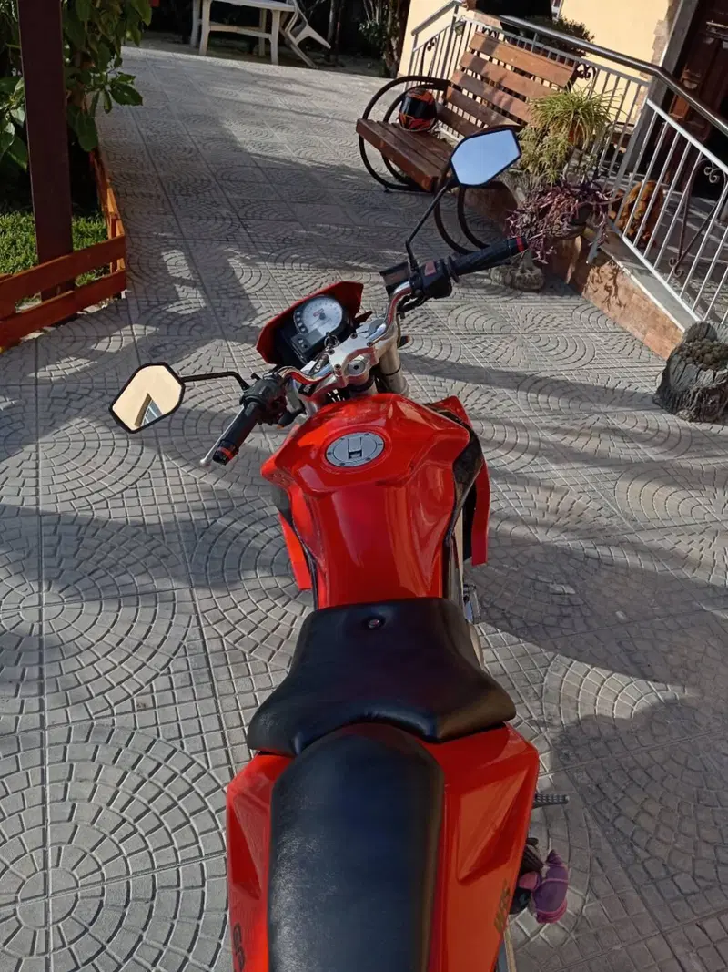 Derbi GPR 125 Nude (2004 - 07) (5)