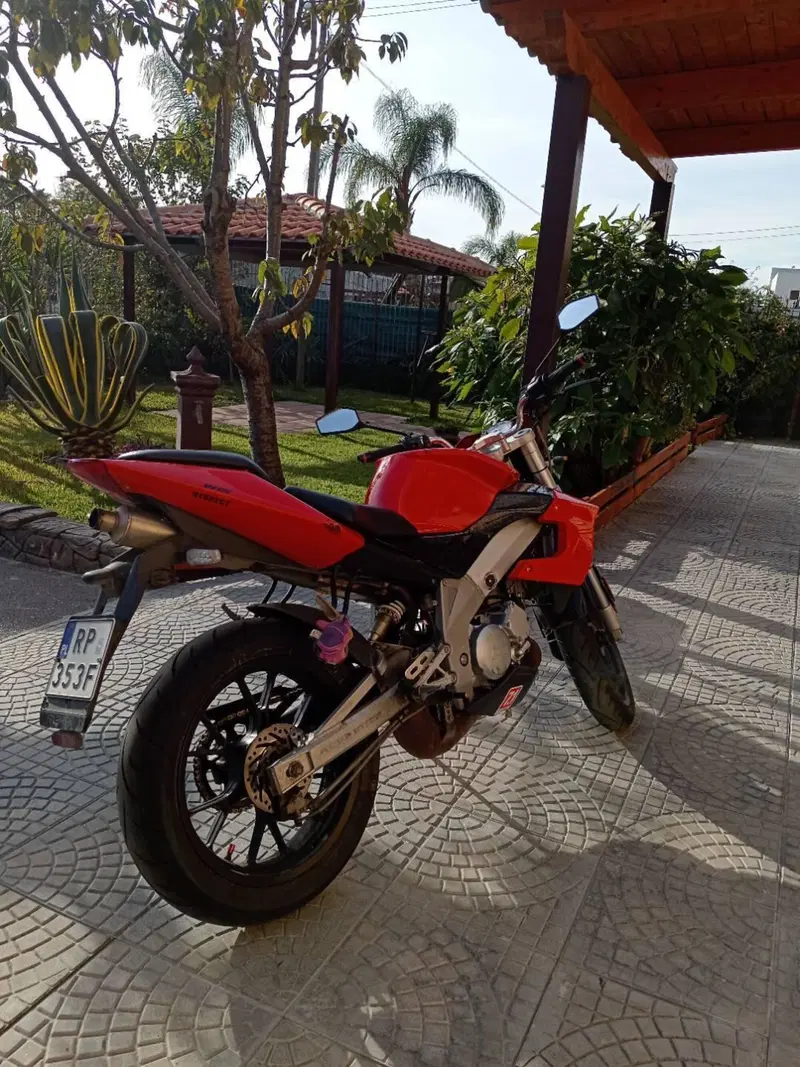 Derbi GPR 125 Nude (2004 - 07) (7)