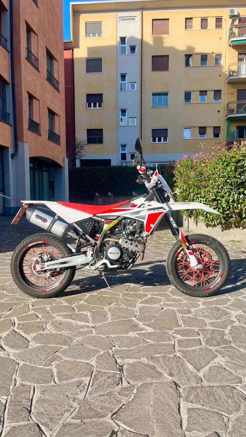 Fantic Motor XMF 125 Motard Performance 4t (2021 - 22) (4)