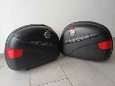 Valigie (bauloni) laterali GIVI E41 Keyless