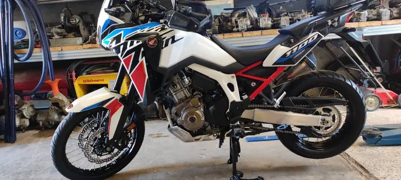 Honda Africa Twin CRF 1100L (2022 - 23)