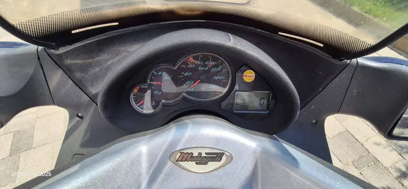Malaguti Madison 250 (4)