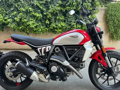 Ducati Scrambler 800 Icon (2023 - 24) usata
