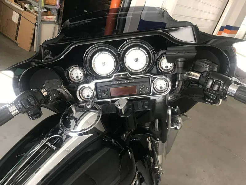 Harley-Davidson 1450 Electra Glide Standard (2002 - 09) - FLHTC (3)