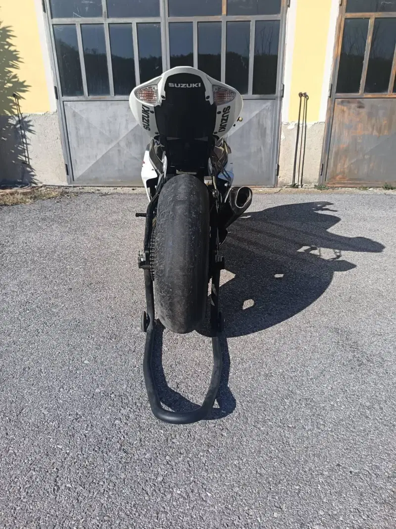 Suzuki GSX-R1000 (2005 - 06) (6)