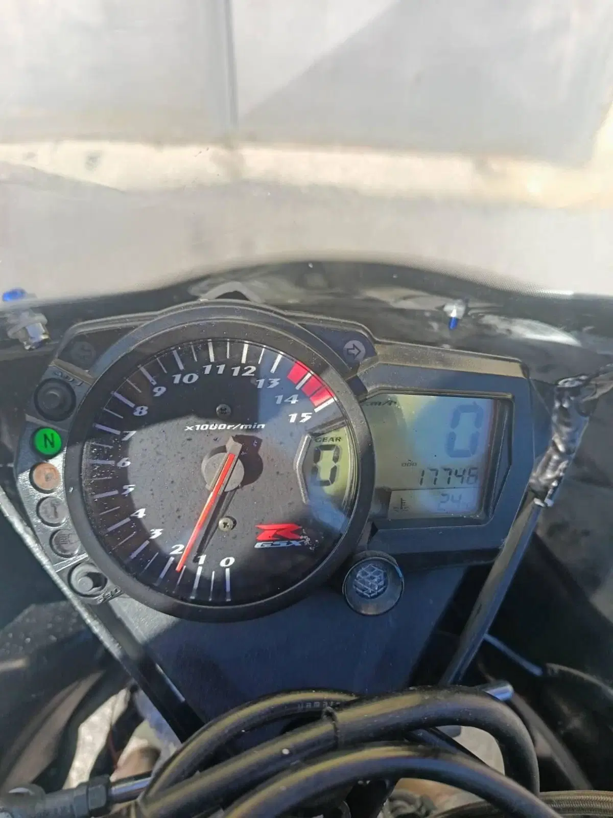 Suzuki GSX-R1000 (2005 - 06) (8)