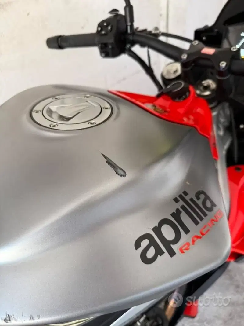 Aprilia Tuono 660 Factory (2022 - 24) (4)
