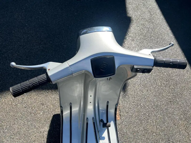 Vespa 50 Special (5)
