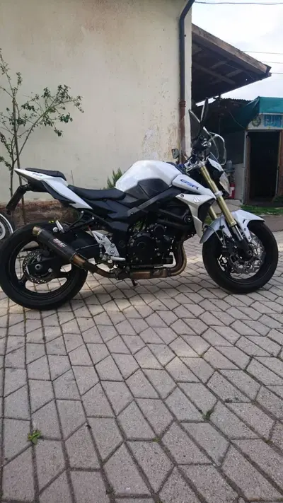 Suzuki GSR 750 (2010 - 15) usata