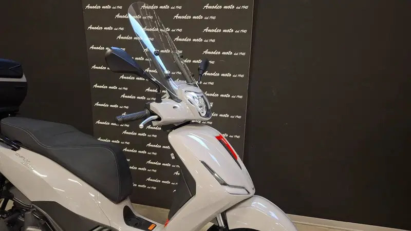 Swm C-Fly 125 (2026) (5)