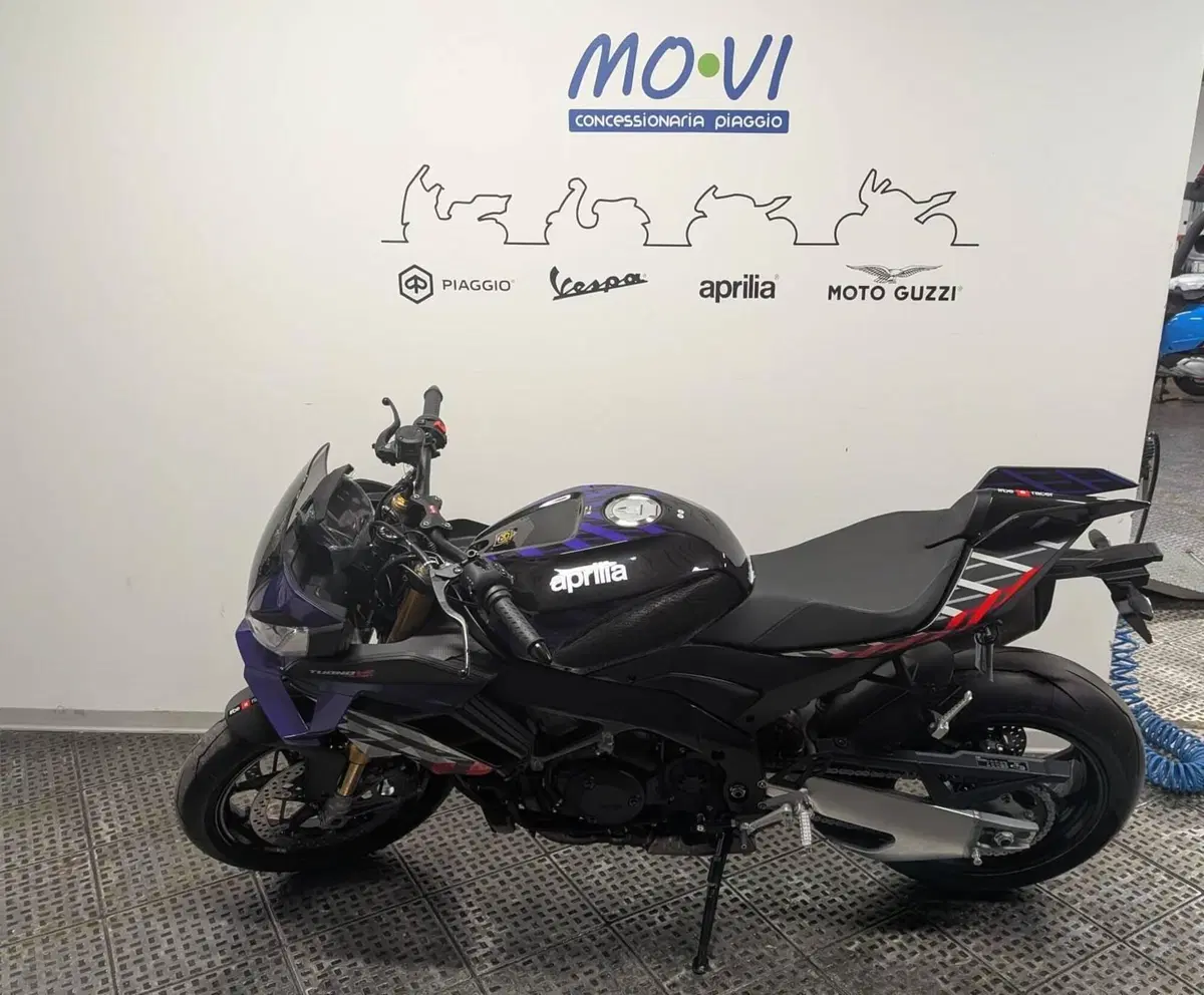 Aprilia Tuono V4 Factory (2025 - 26) (4)