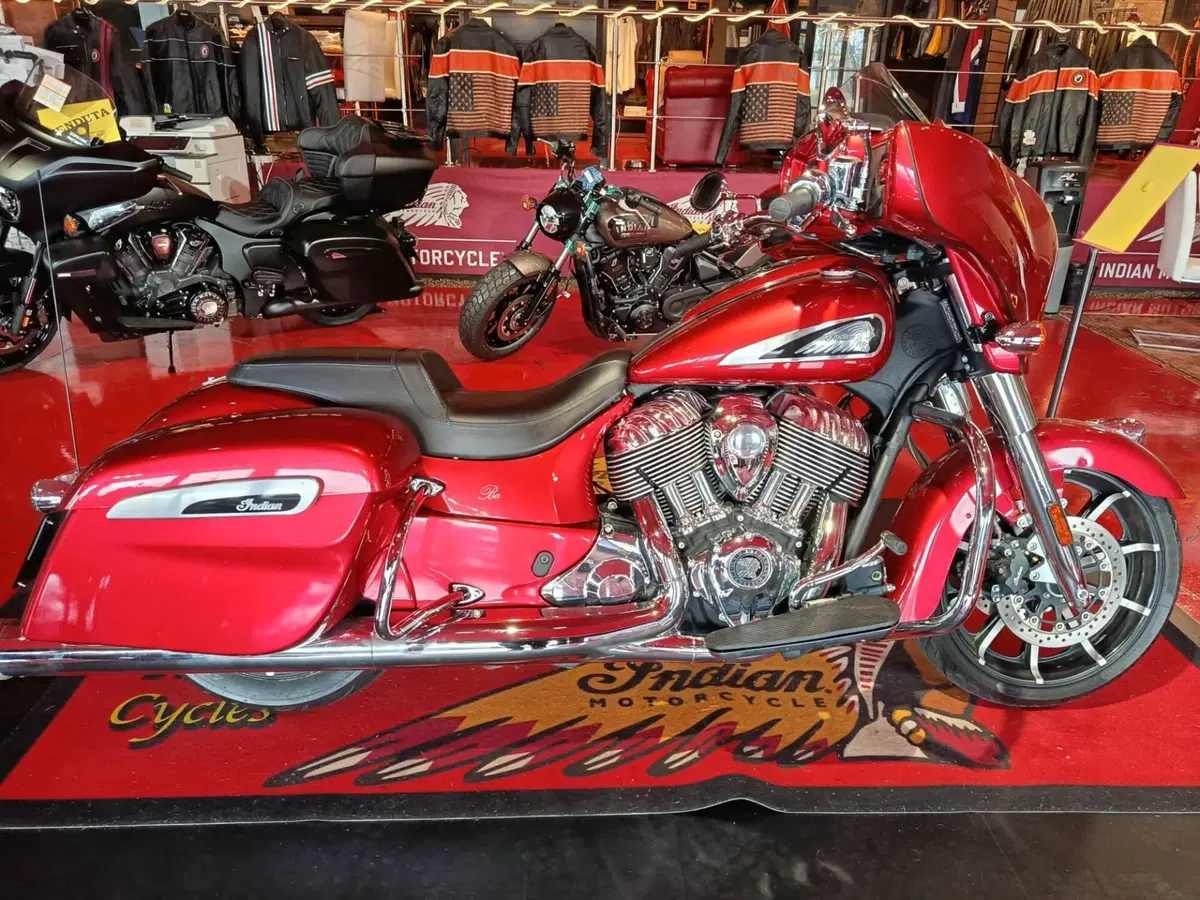 Indian Chieftain 1890 Dark Horse (2021 - 25)