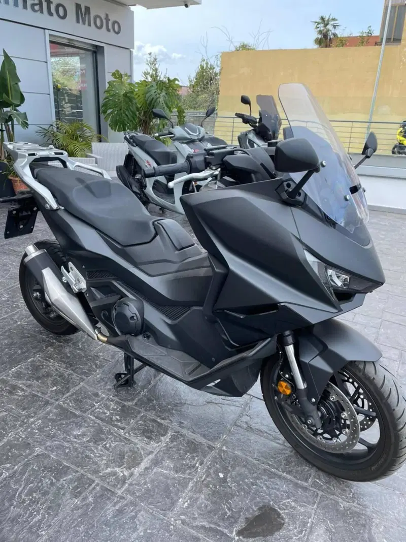 Honda Forza 750 (2025 - 26)