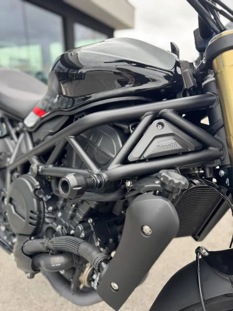Benelli 752 S (2022 - 25) (5)