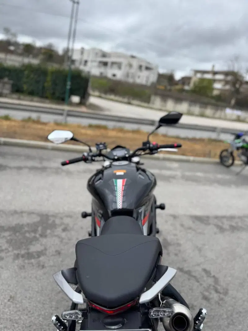 Benelli 752 S (2022 - 25) (11)