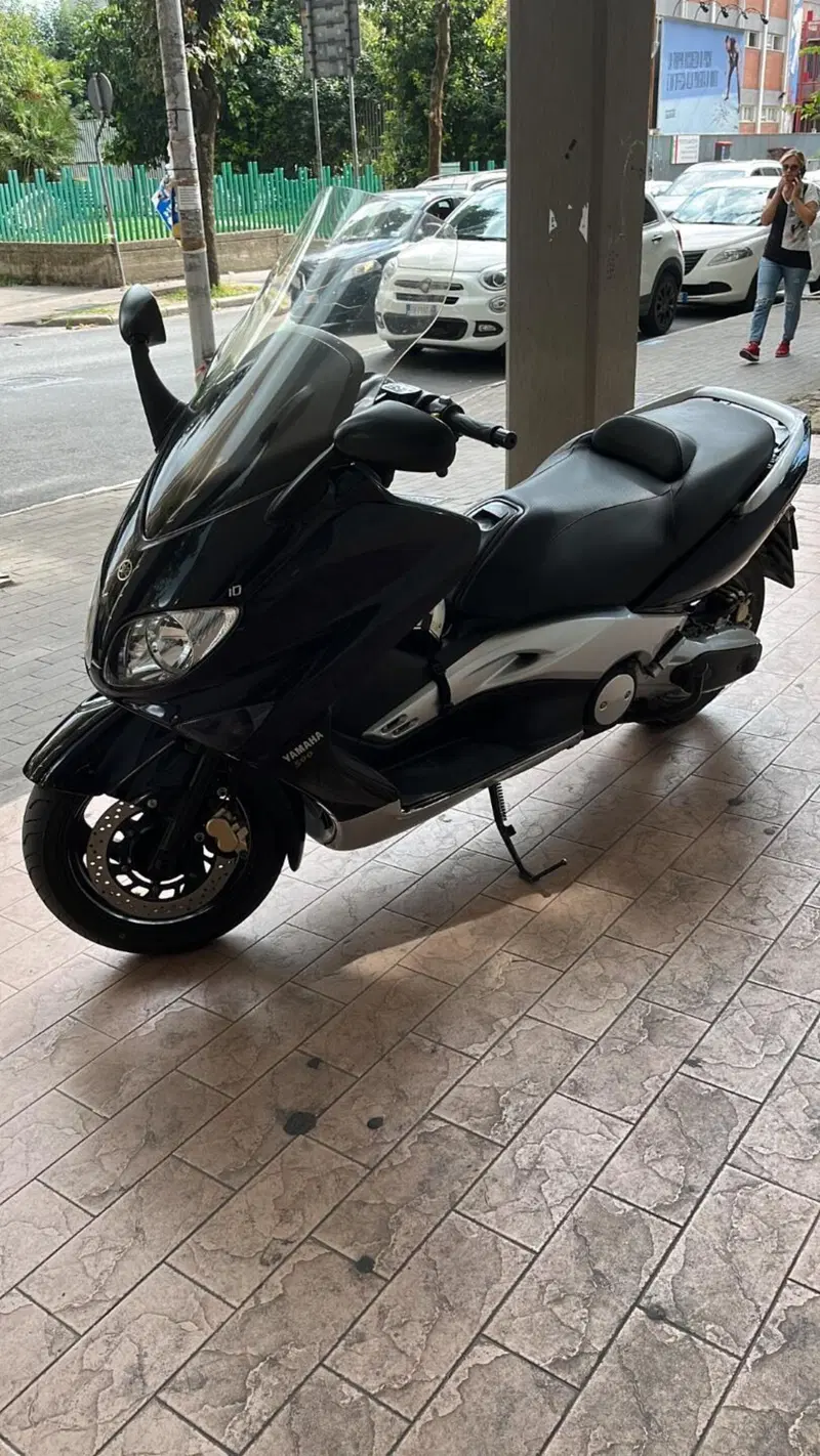 Yamaha TMAX 500 (6)