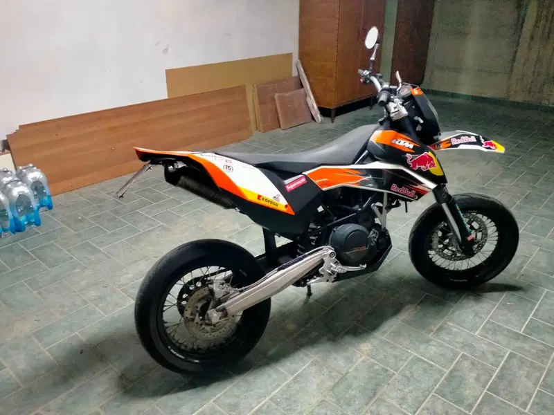 KTM 690 SMC (2008- 11)