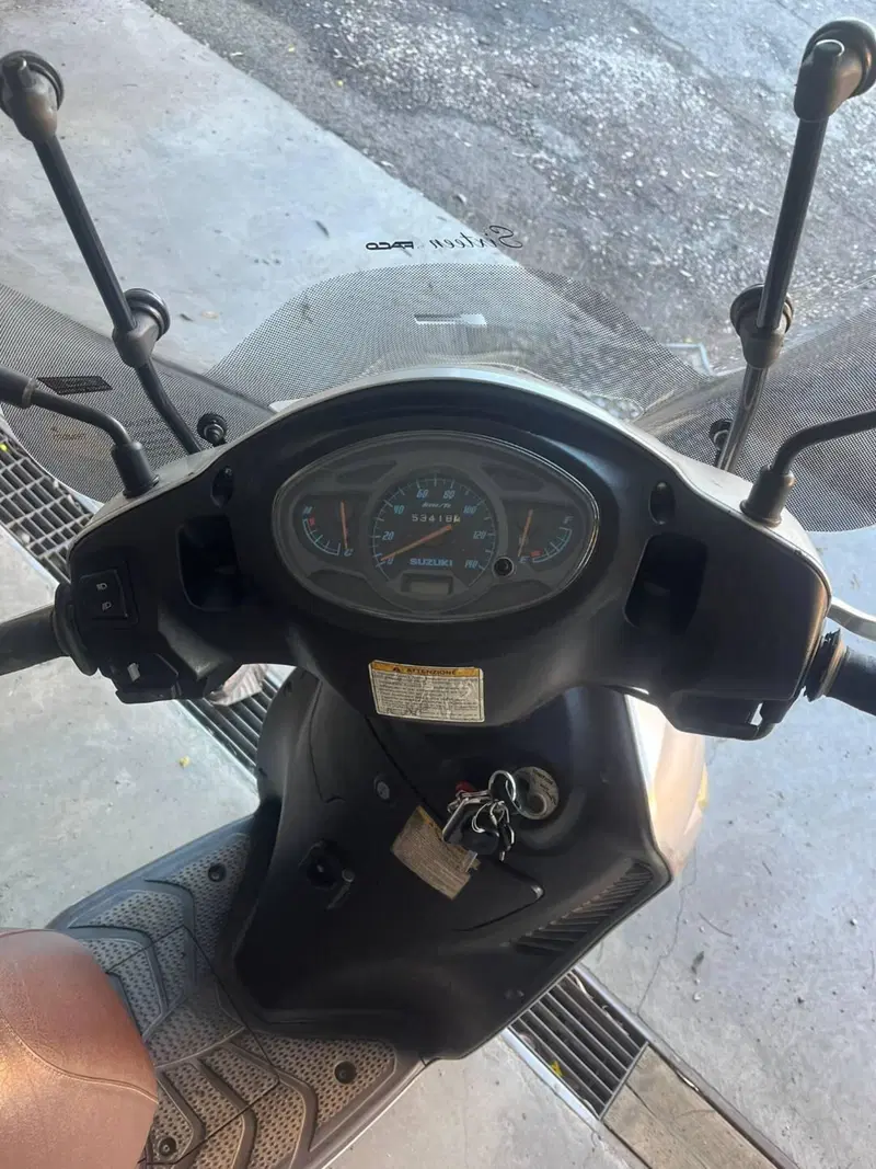 Suzuki SIXteen 125 (2007 - 14) (4)