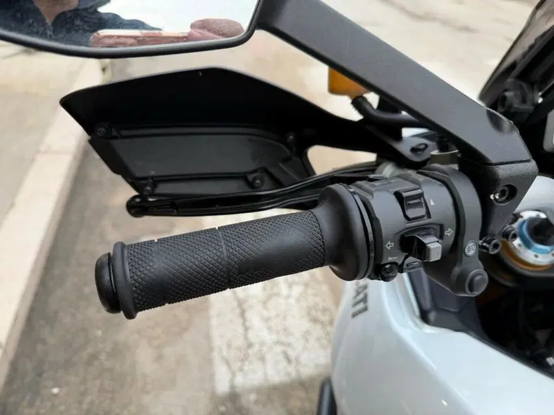 Ducati Multistrada 1200 S Pikes Peak (2010 - 12) (11)