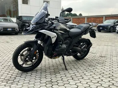 Bmw R 1300 GS Triple Black (2023 - 26) usata