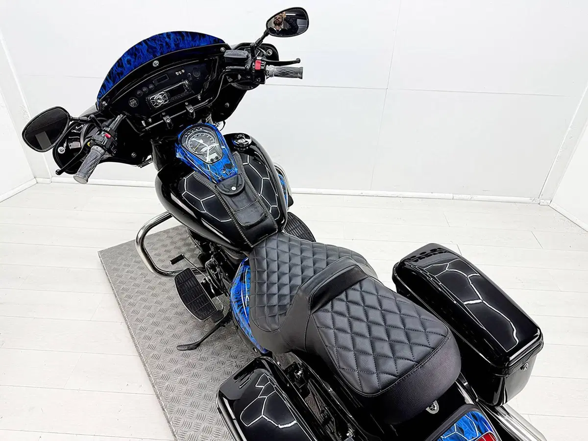 Suzuki Intruder 800 C B (2015 - 17) (18)