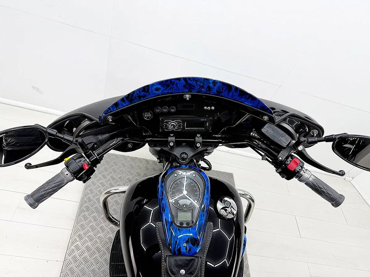 Suzuki Intruder 800 C B (2015 - 17) (19)