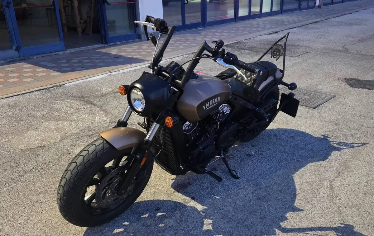 Indian Scout 1133 Bobber Icon (2020 - 21) (5)