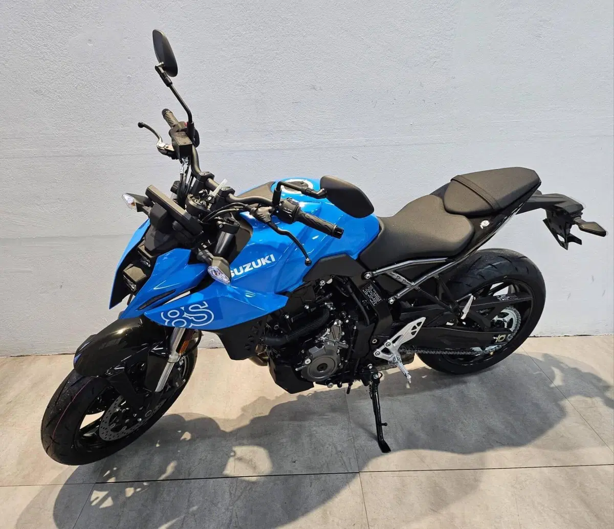 Suzuki GSX-8S (2025 - 26) (2)