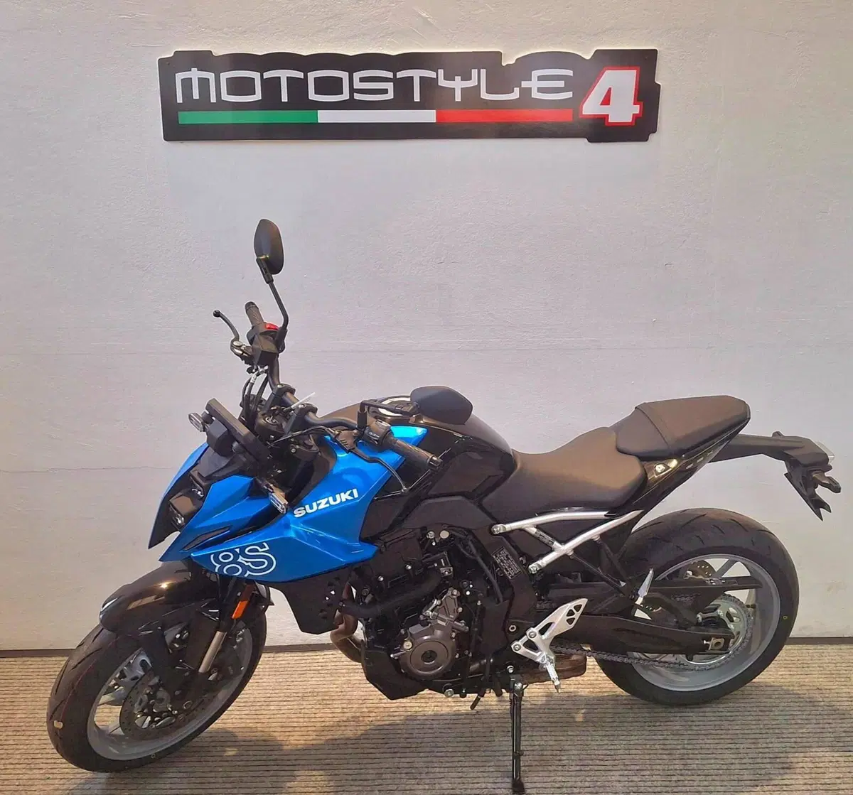Suzuki GSX-8S (2025 - 26) (4)