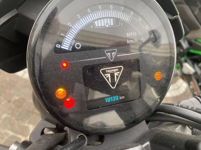 Triumph Trident 660 (2021 - 24) (3)