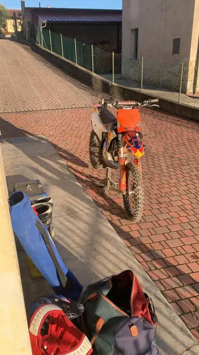 KTM 250 SX (2023) usata